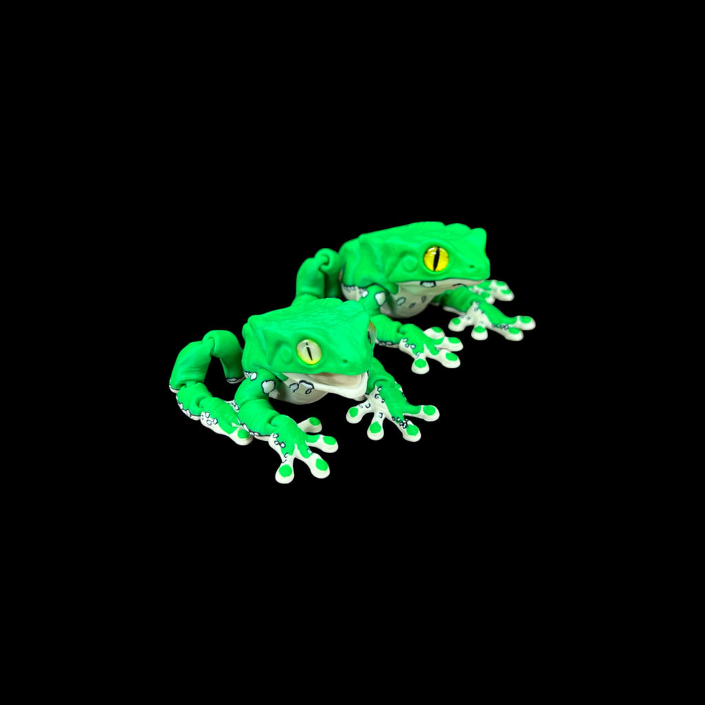 Large Waxy Monkey Tree Frog – 3D Printed by Little Fire Designz