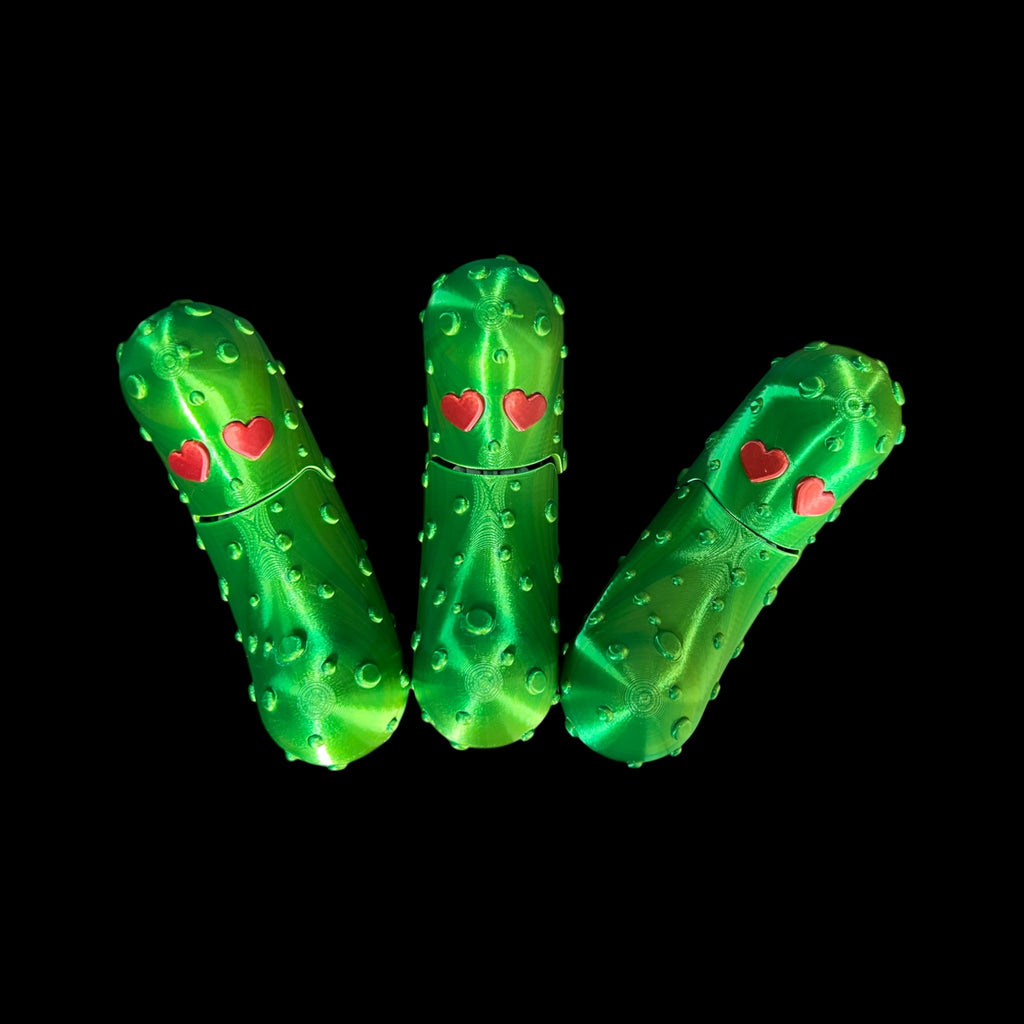 Love – The Articulated Pickle – 3D Printed by Little Fire Designz