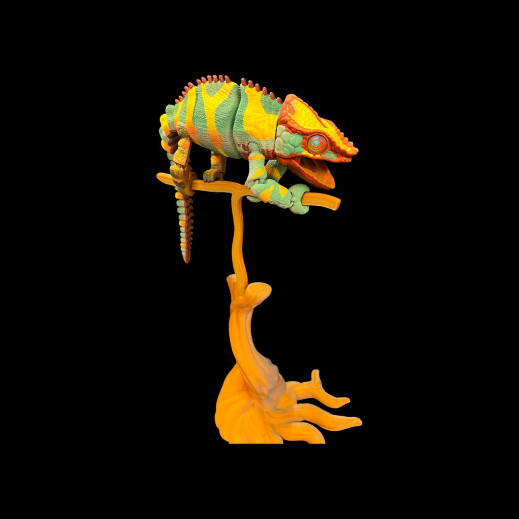 Panther Chameleon with Tree Stand – 3D Printed by Little Fire Designz