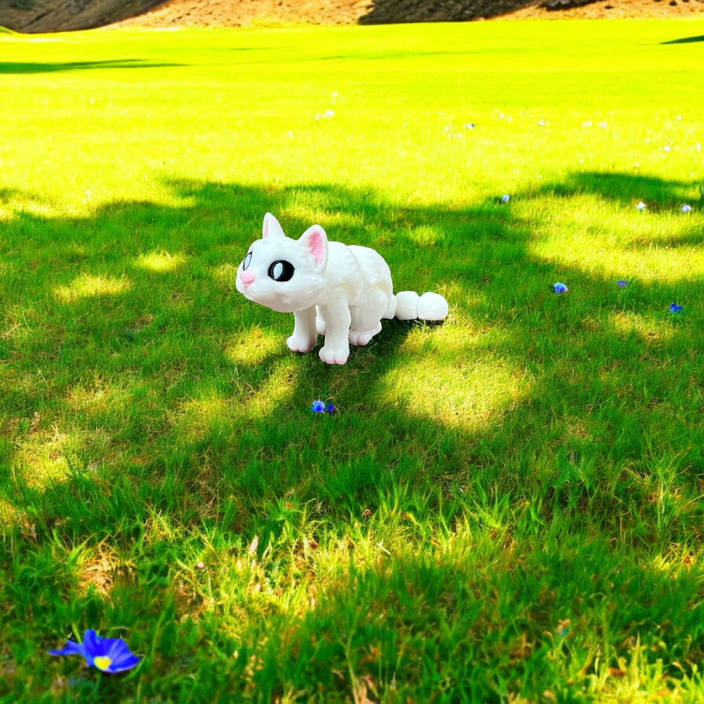 White Cat Bitty Beasts – 3D Printed by Little Fire Designz